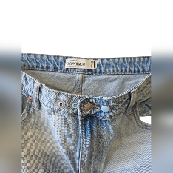 REFUGEE DENIM Women's Ripped Boyfriend Jeans - Light Blue - Picture 3 of 4